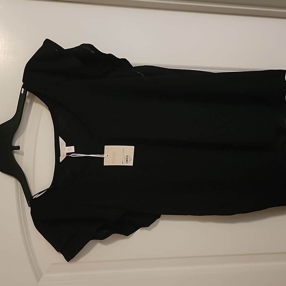 Flutter Sleeve V-Neck NWT